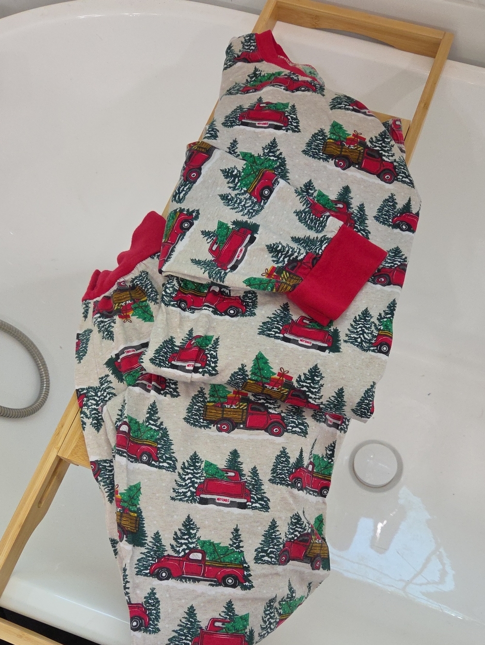 The Children's Place Red & Cream Christmas Truck Pajama Set